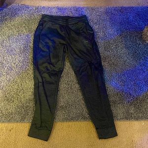 men’s medium fitted black sweatpants